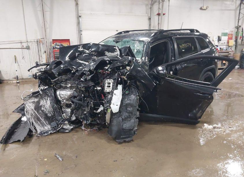 Photo 2 of 2016 Jeep Cherokee ALTITUDE (VIN 1C4PJMCB0GW152531)