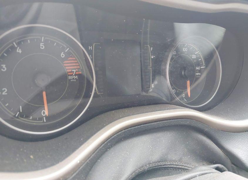 Photo 7 of 2016 Jeep Cherokee LATITUDE (VIN 1C4PJMCB0GW154313)