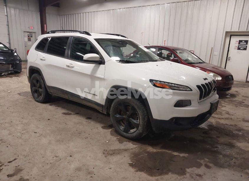 2016 Jeep Cherokee ALTITUDE (VIN 1C4PJMCB0GW226093) main photo