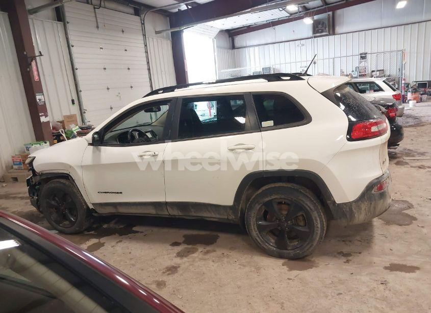 Photo 14 of 2016 Jeep Cherokee ALTITUDE (VIN 1C4PJMCB0GW226093)