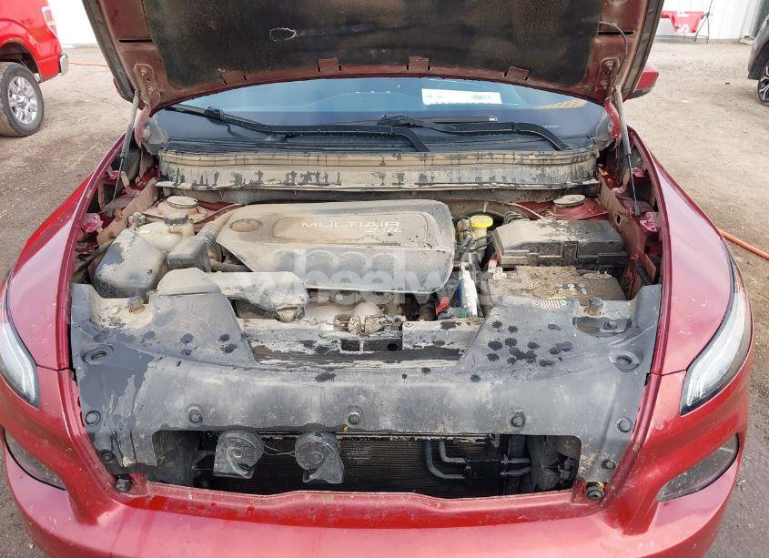 Photo 10 of 2016 Jeep Cherokee LATITUDE (VIN 1C4PJMCB0GW245226)