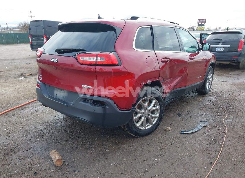 Photo 4 of 2016 Jeep Cherokee LATITUDE (VIN 1C4PJMCB0GW245226)