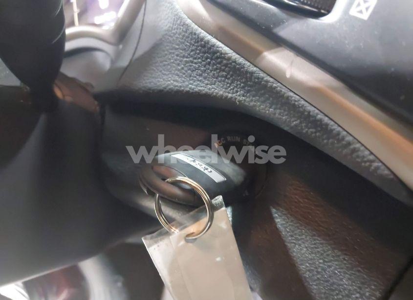 Photo 11 of 2016 Jeep Cherokee LATITUDE (VIN 1C4PJMCB0GW359193)