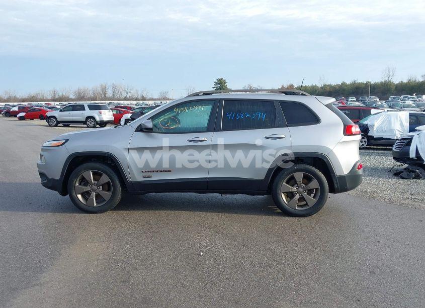 Photo 14 of 2017 Jeep Cherokee 75TH ANNIVERSARY EDITION 4X4 (VIN 1C4PJMCB0HW509286)