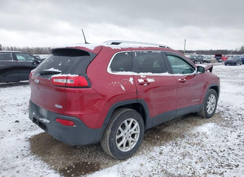 Photo 4 of 2017 Jeep Cherokee LATITUDE 4X4 (VIN 1C4PJMCB0HW537668)