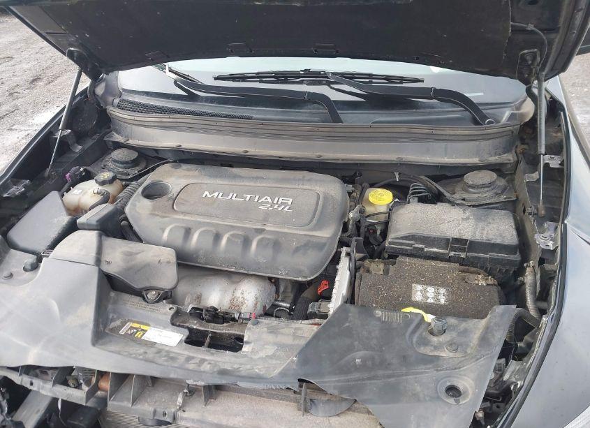 Photo 10 of 2017 Jeep Cherokee LATITUDE 4X4 (VIN 1C4PJMCB0HW590659)