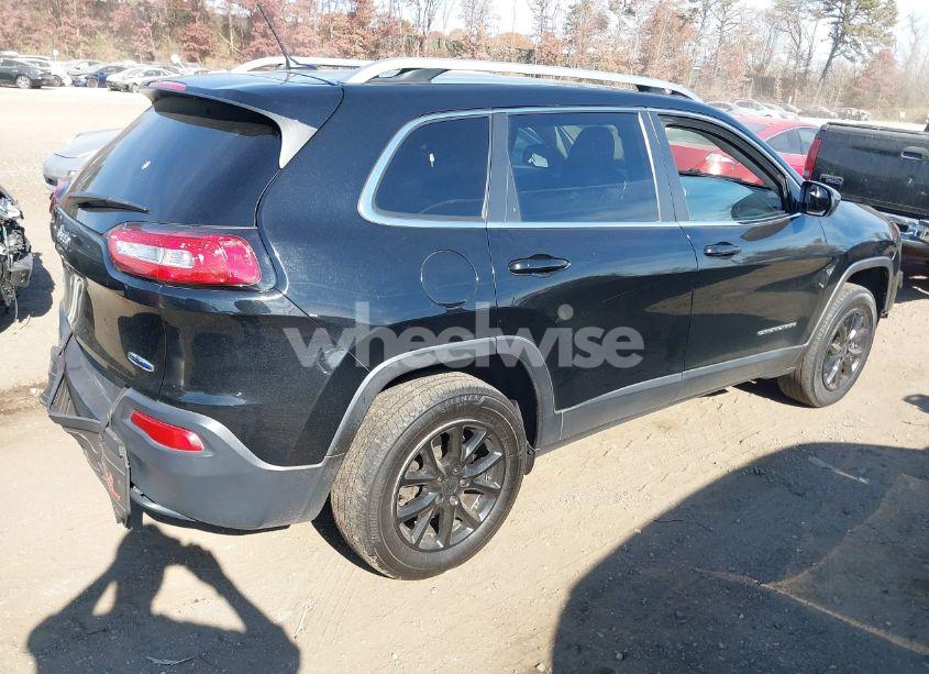 Photo 4 of 2017 Jeep Cherokee LATITUDE 4X4 (VIN 1C4PJMCB0HW665599)