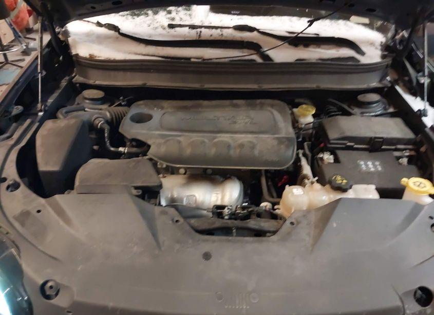 Photo 10 of 2020 Jeep Cherokee LATITUDE 4X4 (VIN 1C4PJMCB0LD505629)