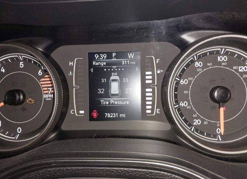 Photo 7 of 2020 Jeep Cherokee LATITUDE 4X4 (VIN 1C4PJMCB0LD505629)