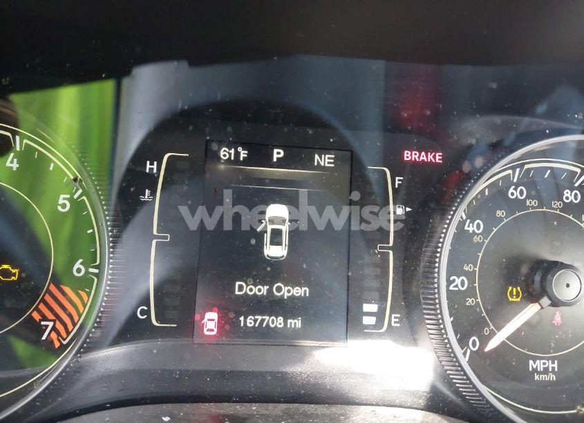 Photo 7 of 2014 Jeep Cherokee LATITUDE (VIN 1C4PJMCB1EW208389)