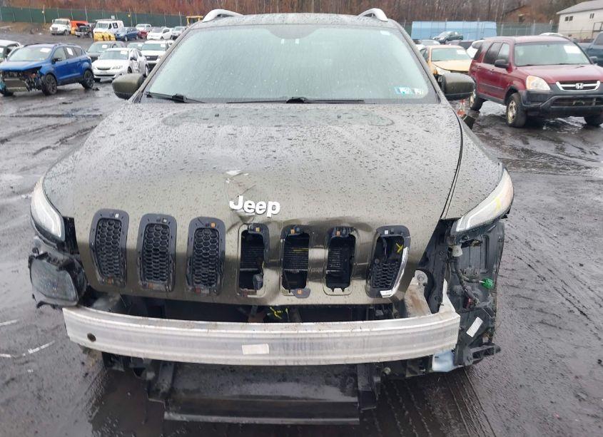 Photo 6 of 2014 Jeep Cherokee LATITUDE (VIN 1C4PJMCB1EW259925)