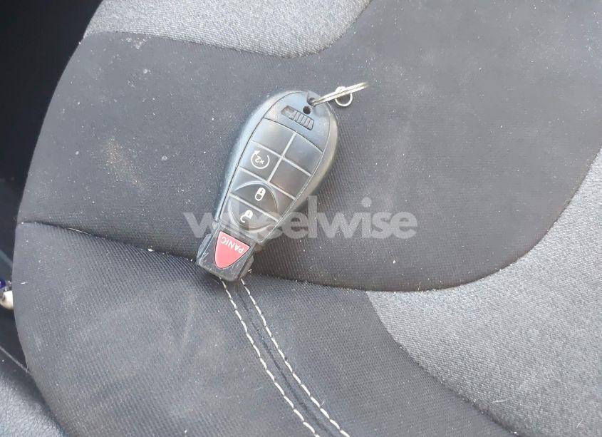 Photo 11 of 2014 Jeep Cherokee LATITUDE (VIN 1C4PJMCB1EW297817)