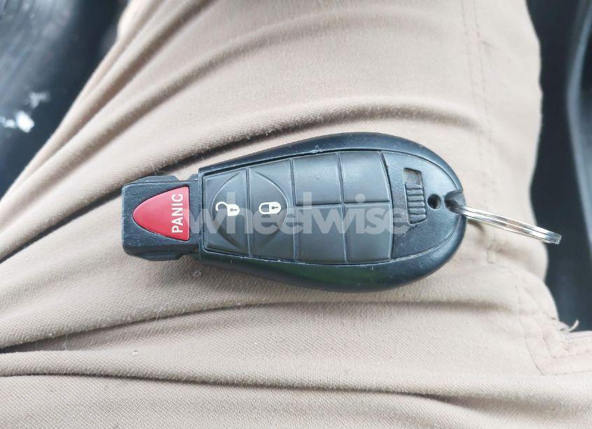 Photo 11 of 2015 Jeep Cherokee LATITUDE (VIN 1C4PJMCB1FW520147)