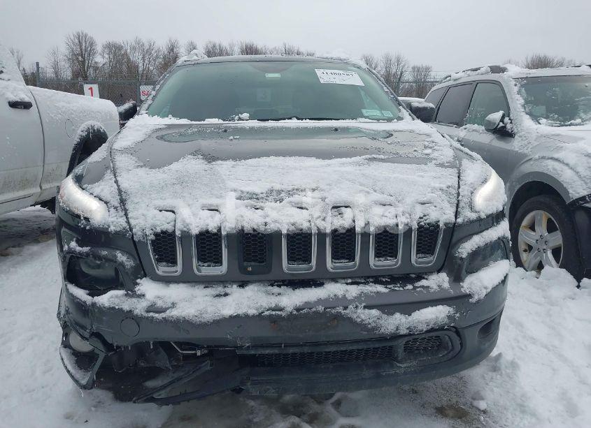 Photo 12 of 2015 Jeep Cherokee LATITUDE (VIN 1C4PJMCB1FW520147)