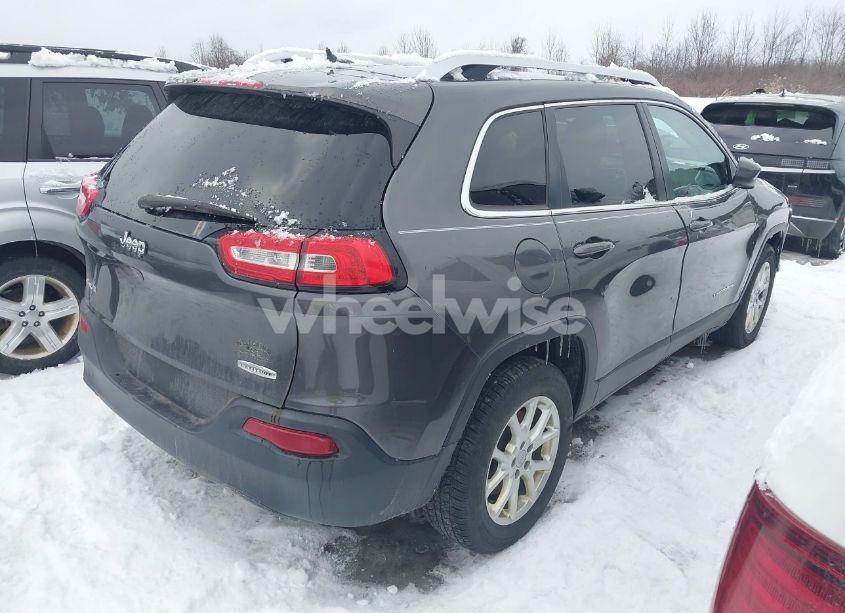 Photo 4 of 2015 Jeep Cherokee LATITUDE (VIN 1C4PJMCB1FW520147)