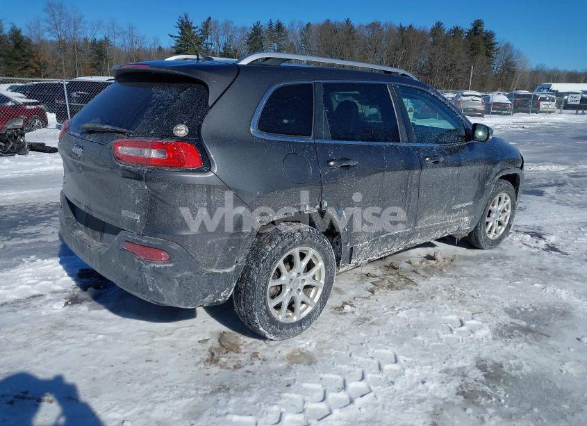 Photo 4 of 2015 Jeep Cherokee LATITUDE (VIN 1C4PJMCB1FW625707)