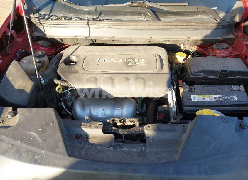 Photo 10 of 2015 Jeep Cherokee LATITUDE (VIN 1C4PJMCB1FW733860)