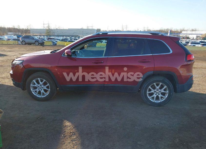 Photo 14 of 2015 Jeep Cherokee LATITUDE (VIN 1C4PJMCB1FW733860)