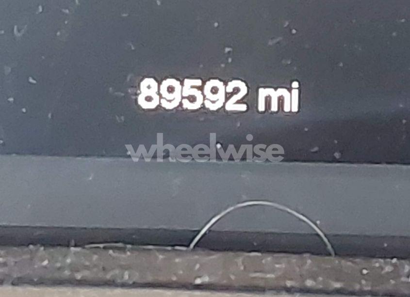 Photo 15 of 2015 Jeep Cherokee LATITUDE (VIN 1C4PJMCB1FW733860)