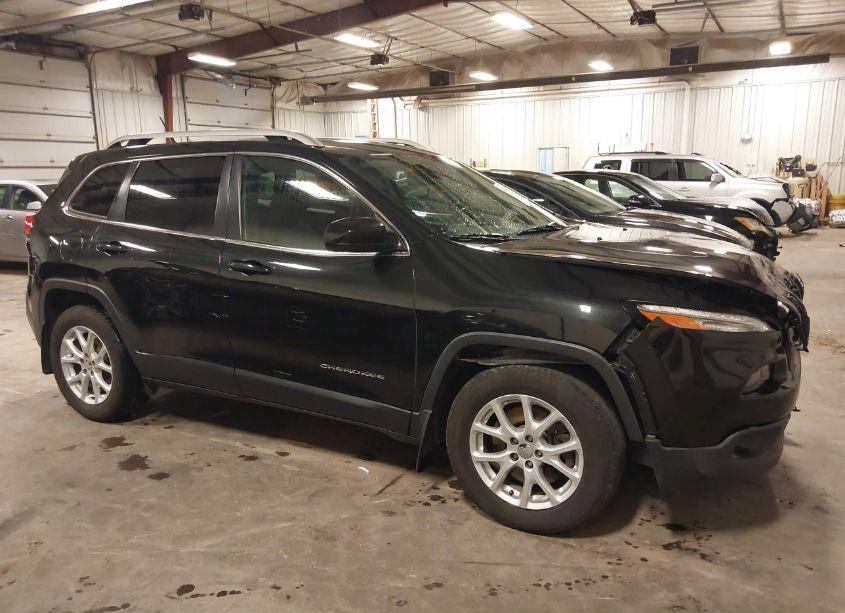 Photo 13 of 2015 Jeep Cherokee LATITUDE (VIN 1C4PJMCB1FW744051)