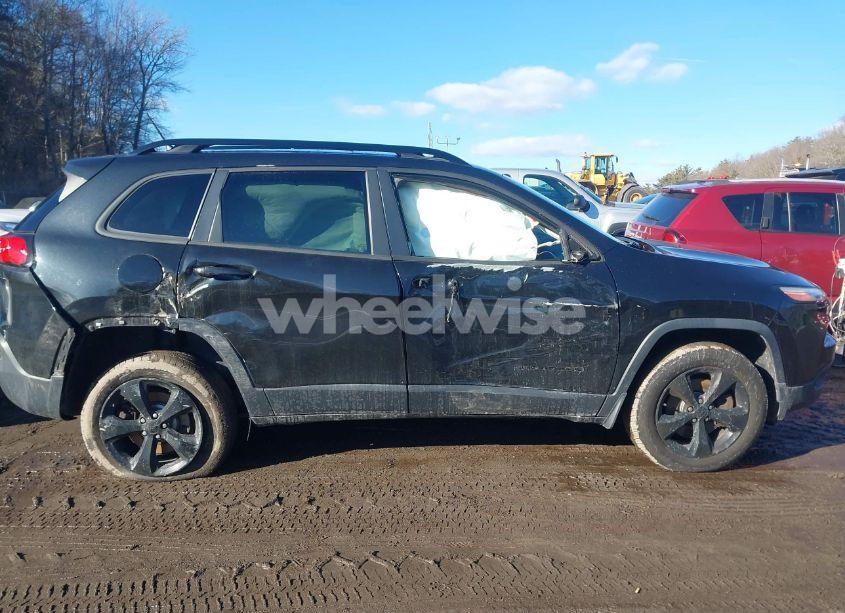 Photo 13 of 2015 Jeep Cherokee LATITUDE ALTITUDE (VIN 1C4PJMCB1FW756538)