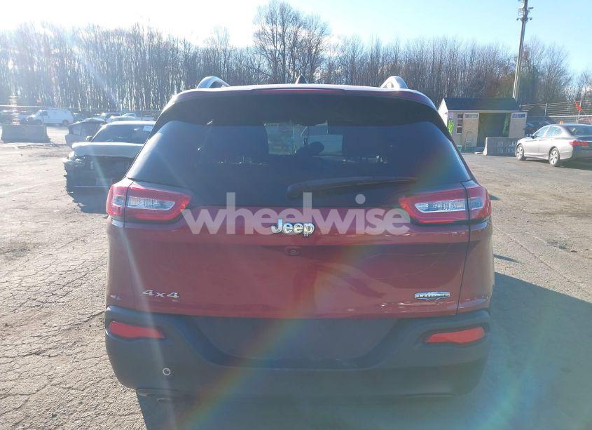 Photo 16 of 2016 Jeep Cherokee LATITUDE (VIN 1C4PJMCB1GW115228)