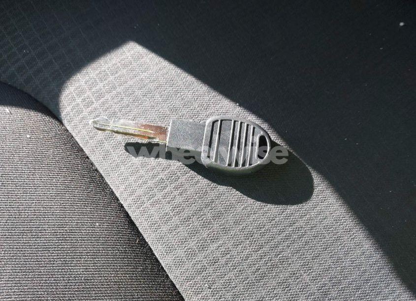 Photo 11 of 2016 Jeep Cherokee LATITUDE (VIN 1C4PJMCB1GW117853)