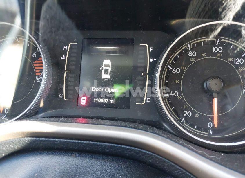 Photo 15 of 2016 Jeep Cherokee LATITUDE (VIN 1C4PJMCB1GW117853)