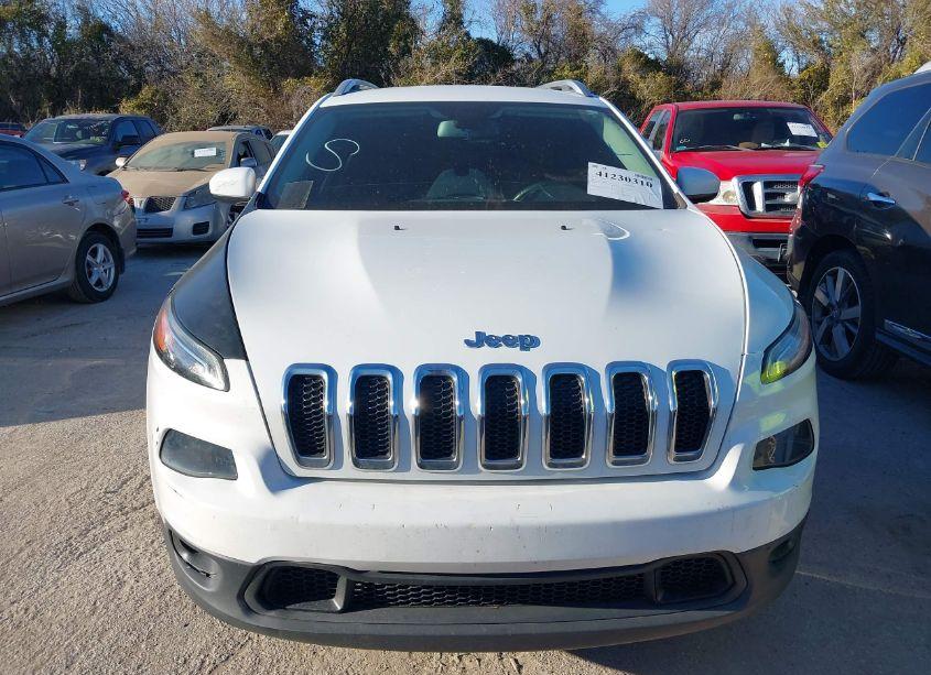 Photo 12 of 2016 Jeep Cherokee LATITUDE (VIN 1C4PJMCB1GW259894)