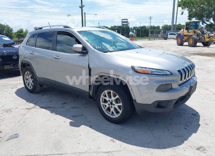 2016 Jeep Cherokee LATITUDE (VIN 1C4PJMCB1GW359896) main photo