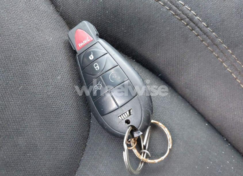 Photo 11 of 2016 Jeep Cherokee LATITUDE (VIN 1C4PJMCB1GW359896)