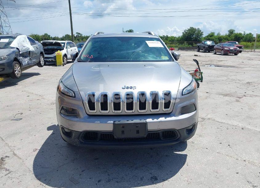 Photo 12 of 2016 Jeep Cherokee LATITUDE (VIN 1C4PJMCB1GW359896)