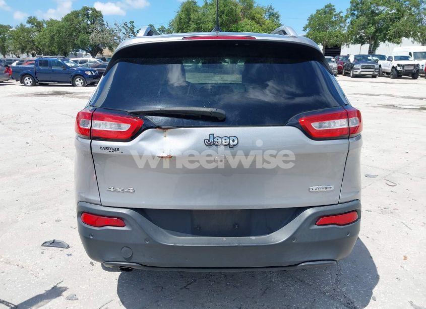 Photo 16 of 2016 Jeep Cherokee LATITUDE (VIN 1C4PJMCB1GW359896)