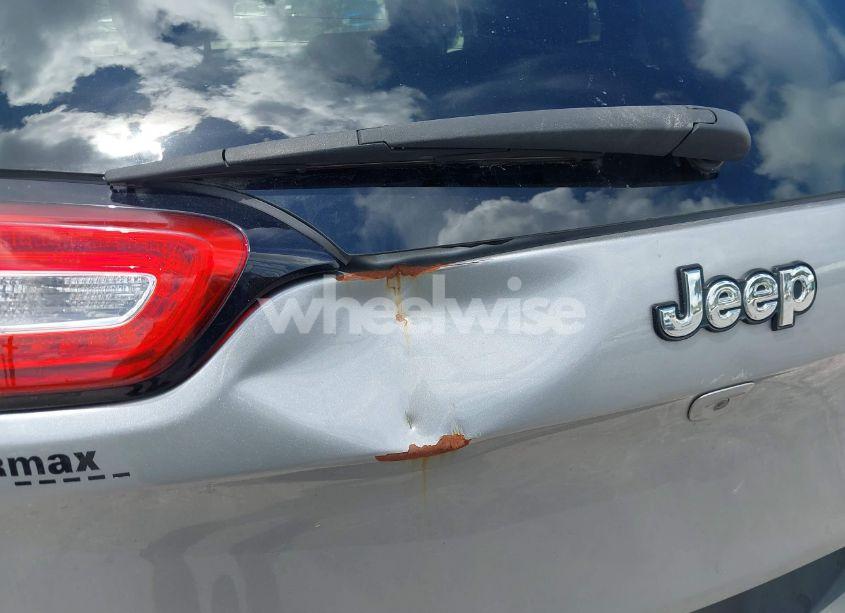 Photo 18 of 2016 Jeep Cherokee LATITUDE (VIN 1C4PJMCB1GW359896)