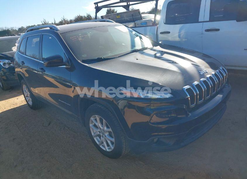 2016 Jeep Cherokee LATITUDE (VIN 1C4PJMCB1GW375810) main photo