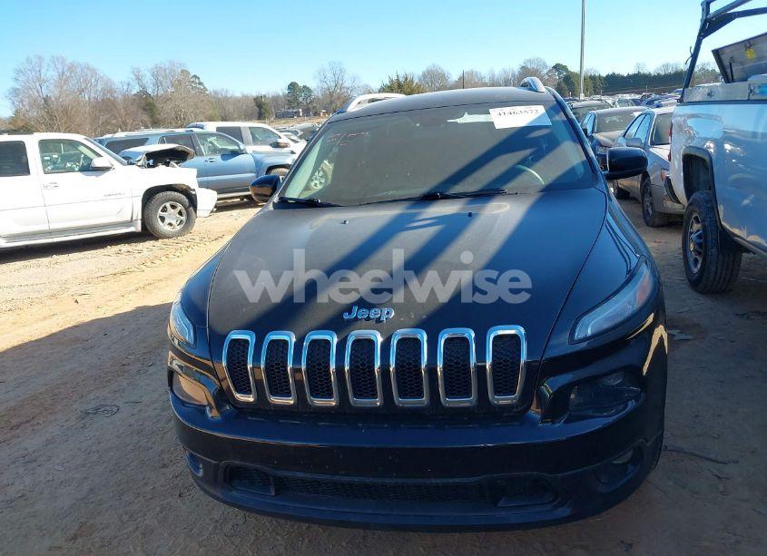 Photo 13 of 2016 Jeep Cherokee LATITUDE (VIN 1C4PJMCB1GW375810)