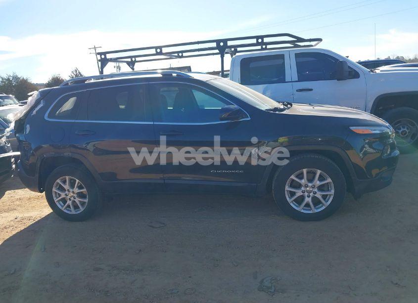Photo 14 of 2016 Jeep Cherokee LATITUDE (VIN 1C4PJMCB1GW375810)