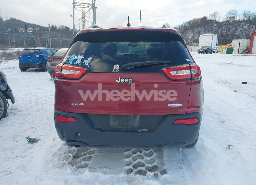 Photo 16 of 2017 Jeep Cherokee LATITUDE 4X4 (VIN 1C4PJMCB1HW537680)