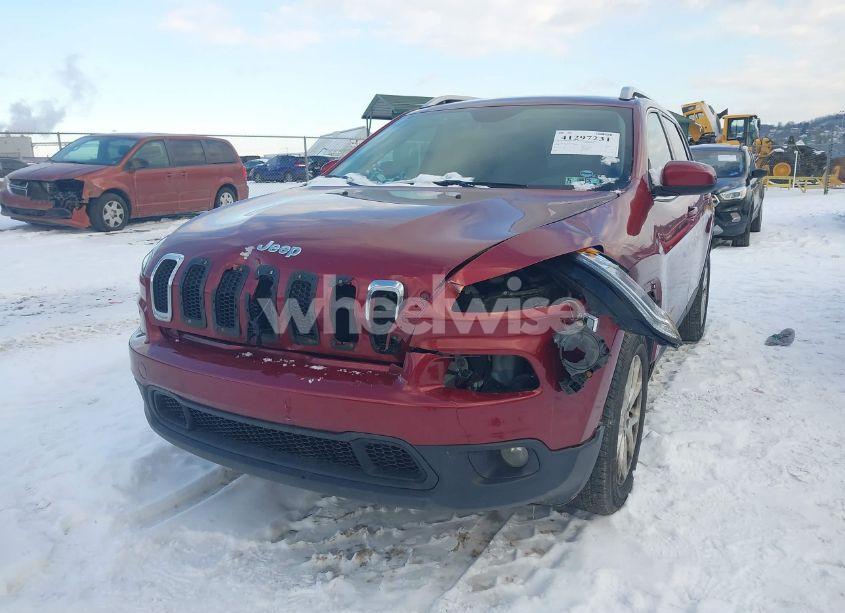 Photo 6 of 2017 Jeep Cherokee LATITUDE 4X4 (VIN 1C4PJMCB1HW537680)