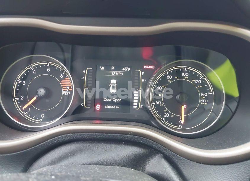 Photo 7 of 2018 Jeep Cherokee LATITUDE 4X4 (VIN 1C4PJMCB1JD509699)