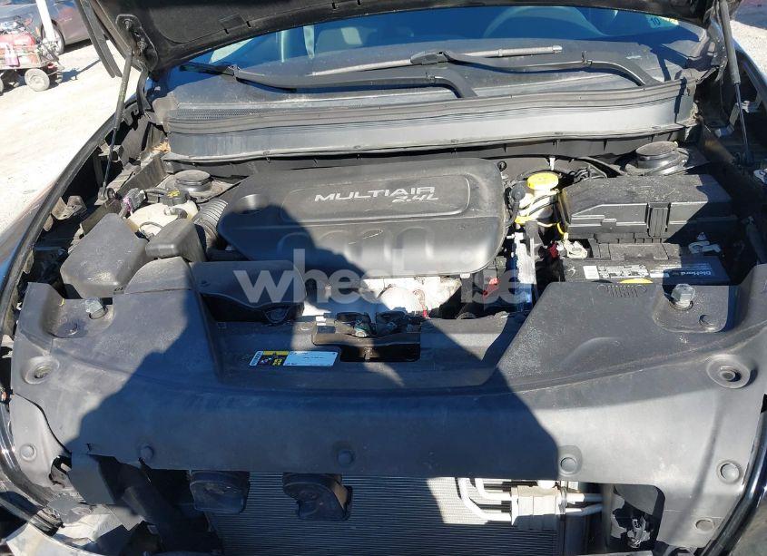 Photo 10 of 2018 Jeep Cherokee LATITUDE 4X4 (VIN 1C4PJMCB1JD589473)