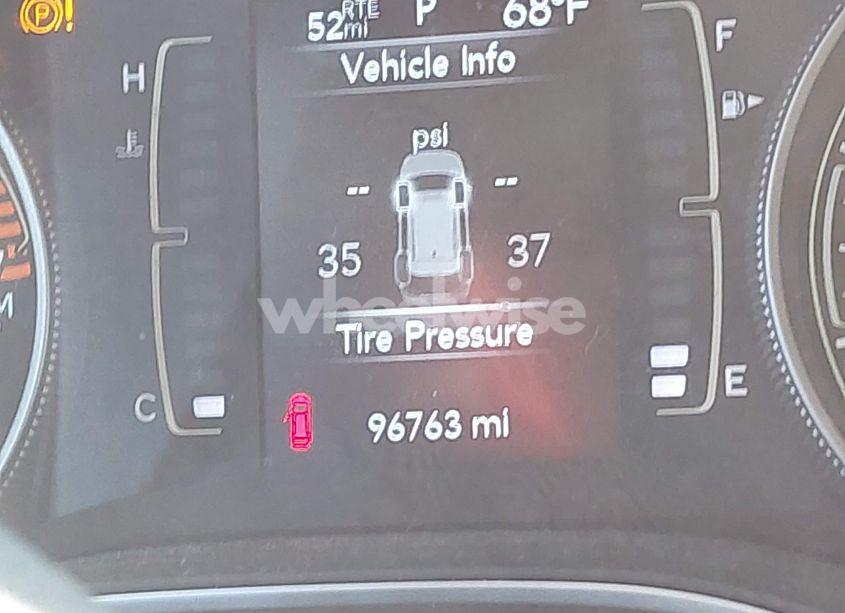 Photo 15 of 2019 Jeep Cherokee LATITUDE 4X4 (VIN 1C4PJMCB1KD330788)