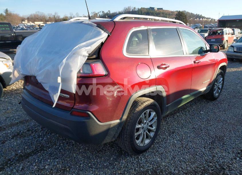 Photo 4 of 2019 Jeep Cherokee LATITUDE 4X4 (VIN 1C4PJMCB1KD330788)