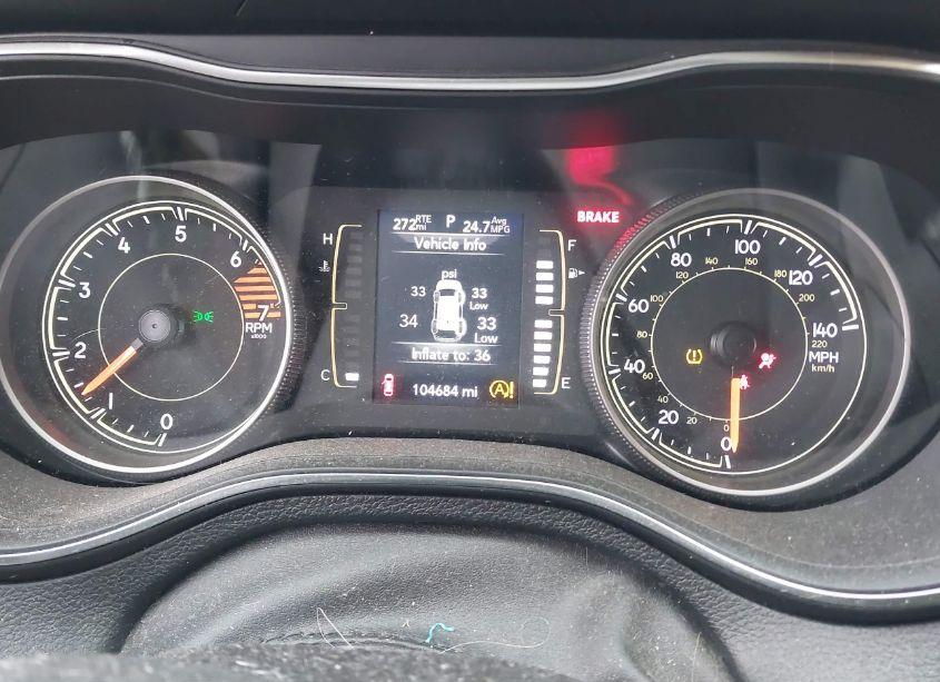 Photo 7 of 2019 Jeep Cherokee LATITUDE 4X4 (VIN 1C4PJMCB1KD489908)