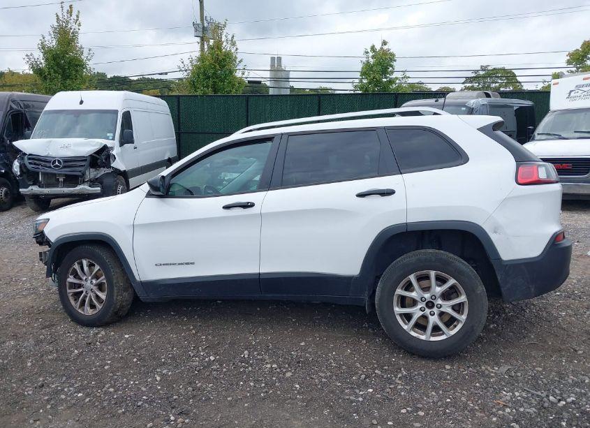Photo 15 of 2020 Jeep Cherokee LATITUDE 4X4 (VIN 1C4PJMCB1LD550708)