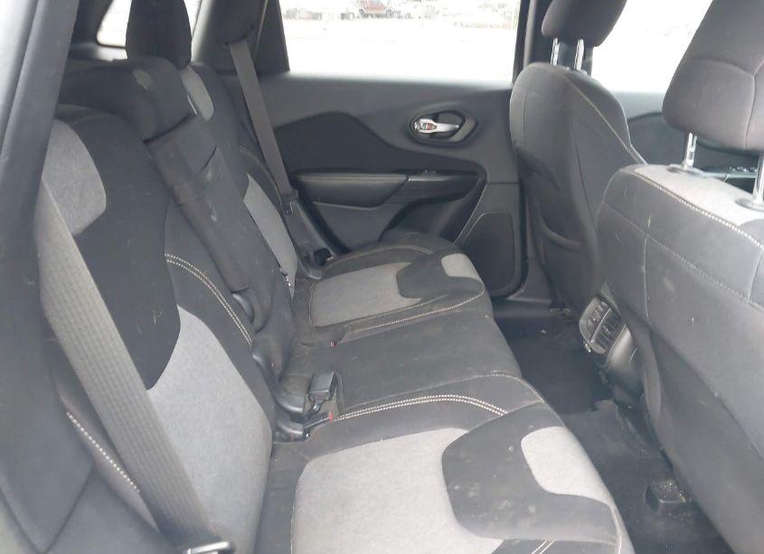 Photo 8 of 2014 Jeep Cherokee LATITUDE (VIN 1C4PJMCB2EW178187)