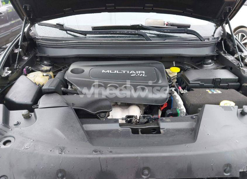 Photo 10 of 2014 Jeep Cherokee LATITUDE (VIN 1C4PJMCB2EW180554)