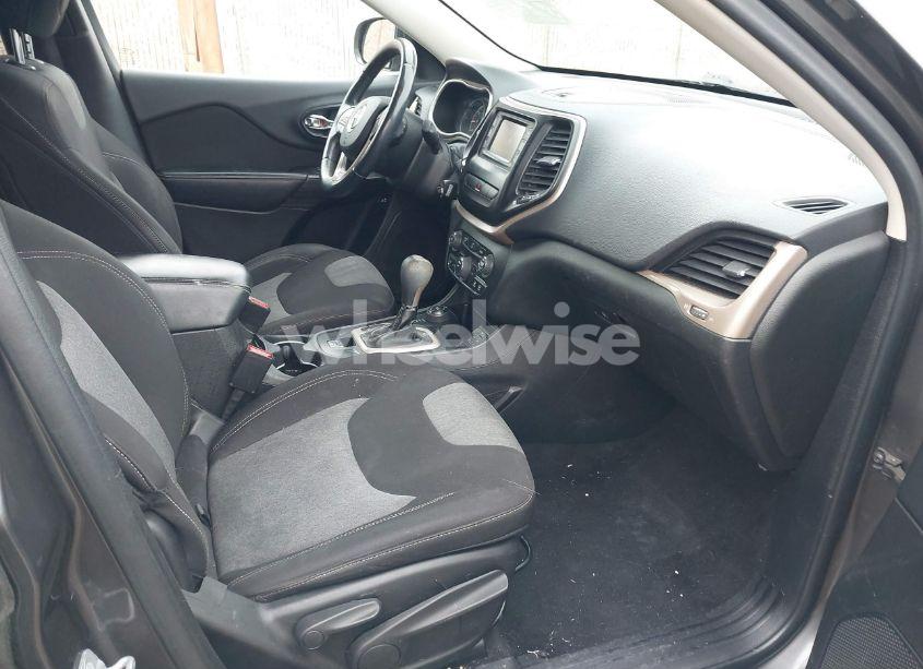 Photo 5 of 2014 Jeep Cherokee LATITUDE (VIN 1C4PJMCB2EW208398)