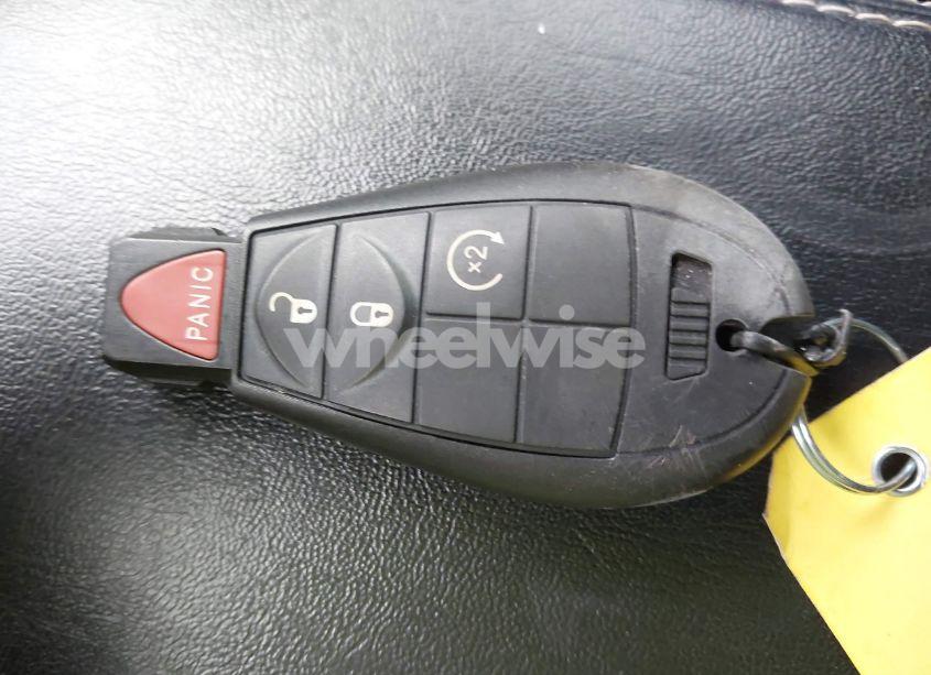 Photo 11 of 2014 Jeep Cherokee LATITUDE (VIN 1C4PJMCB2EW285739)