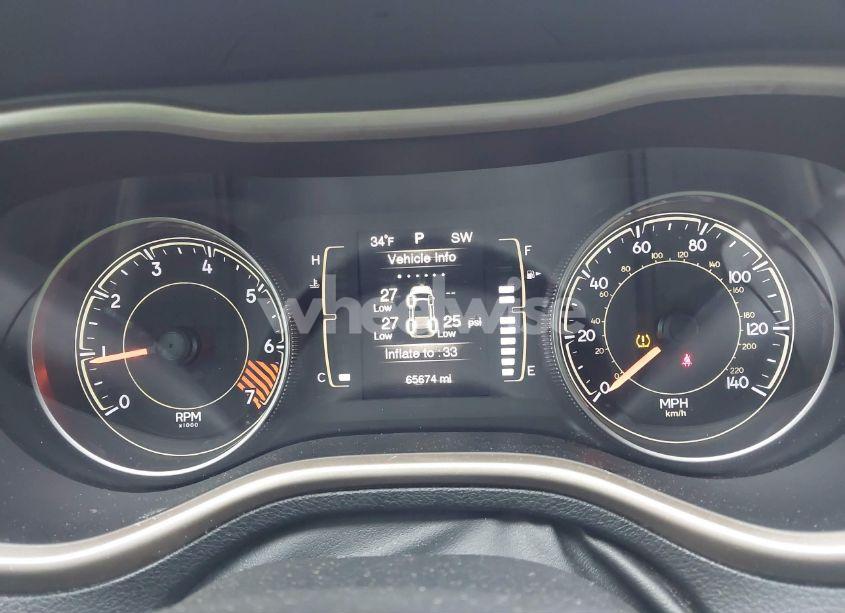 Photo 7 of 2014 Jeep Cherokee LATITUDE (VIN 1C4PJMCB2EW285739)